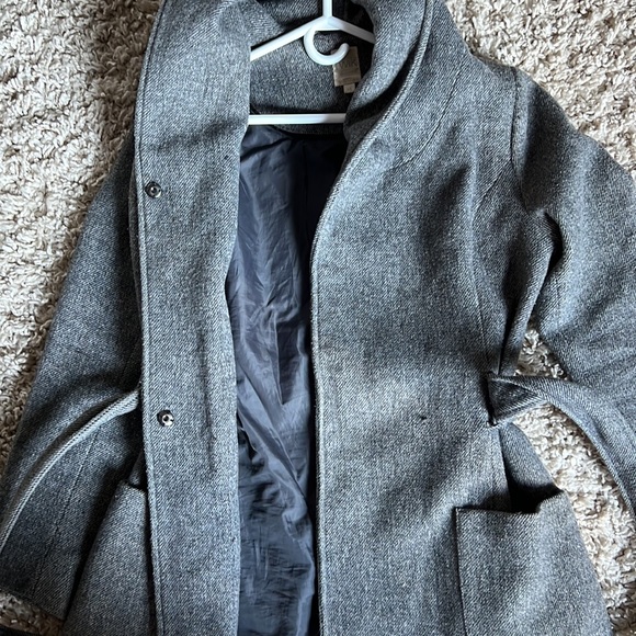 Grey coat - Picture 5 of 5